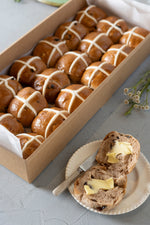 Hot Cross Buns Box | 18 Pack